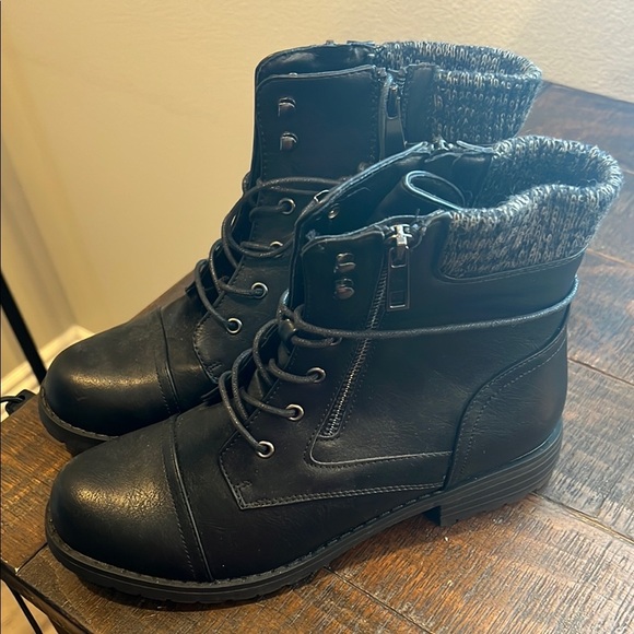 Dream Pairs Black Ankle Boots with Knit Cuff NWOT - Picture 1 of 4